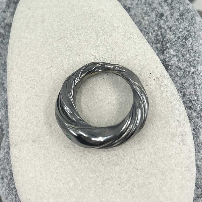 Mitsuro Ring mit Smaragden – Bild 2