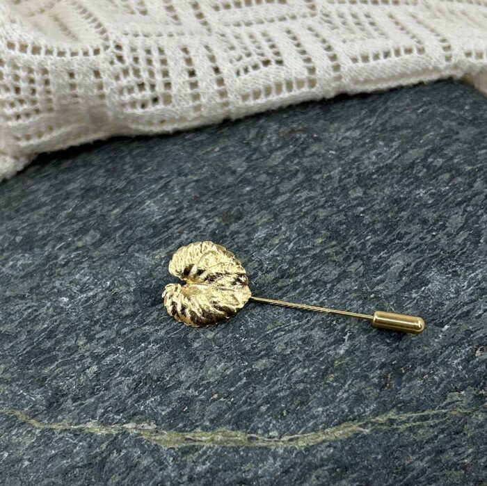 Veilchen-Blatt Anstecknadel gelb – Bild 2