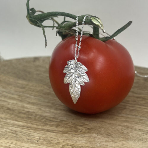 Schmuck aus echten Blättern