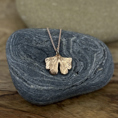 Ginkgo Anhänger gold