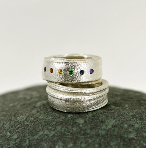 Mirsuro Hikime Ring Edelsteine