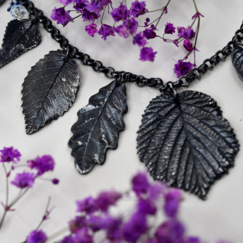 Blätter Collier mit Diamanzen