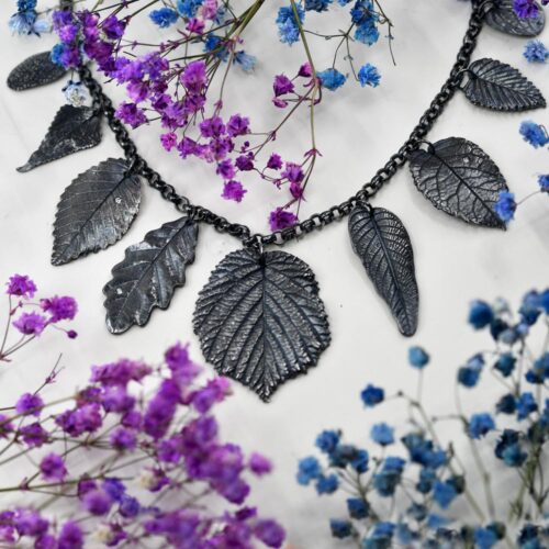Schmuck Collier aus echten Blättern