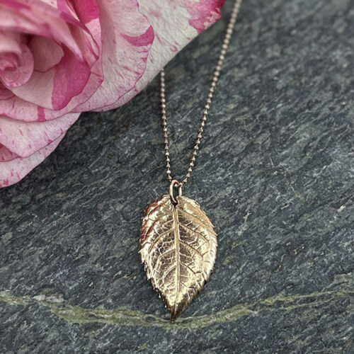 Rosen Blatt Schmuck