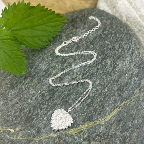 Brennessel-Silberschmuck