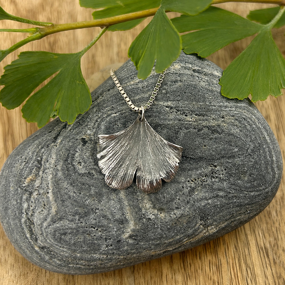 Ginkgo Blatt Anhänger